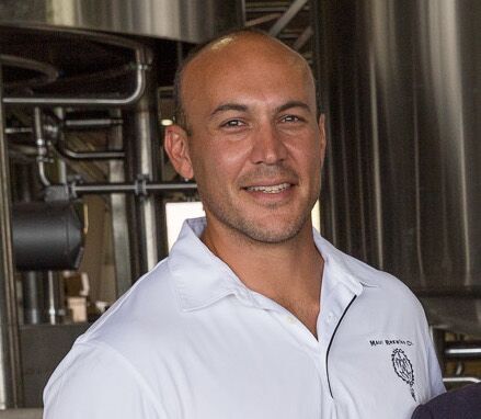 maui-brew-garrett-marrero-taphunter